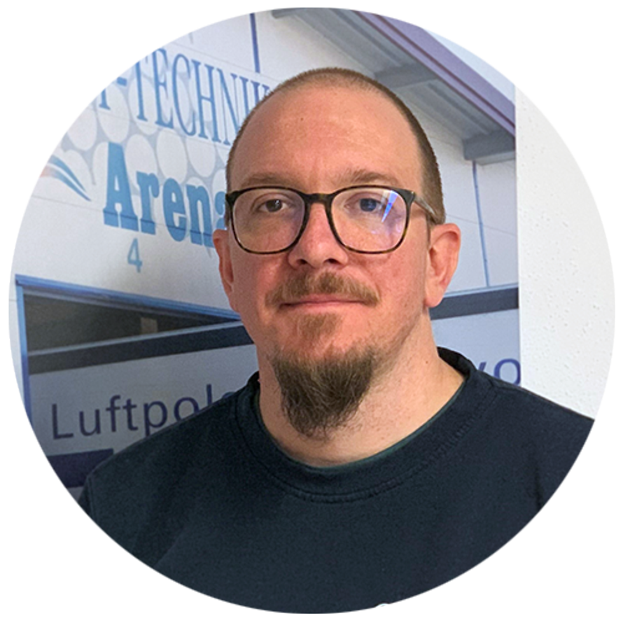 Florian Schlagintweit – assisterende logistikksjef i Oldenburg Kunststoff-Technik GmbH